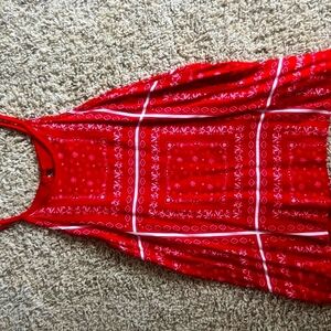 Super cute flowy halter neck top